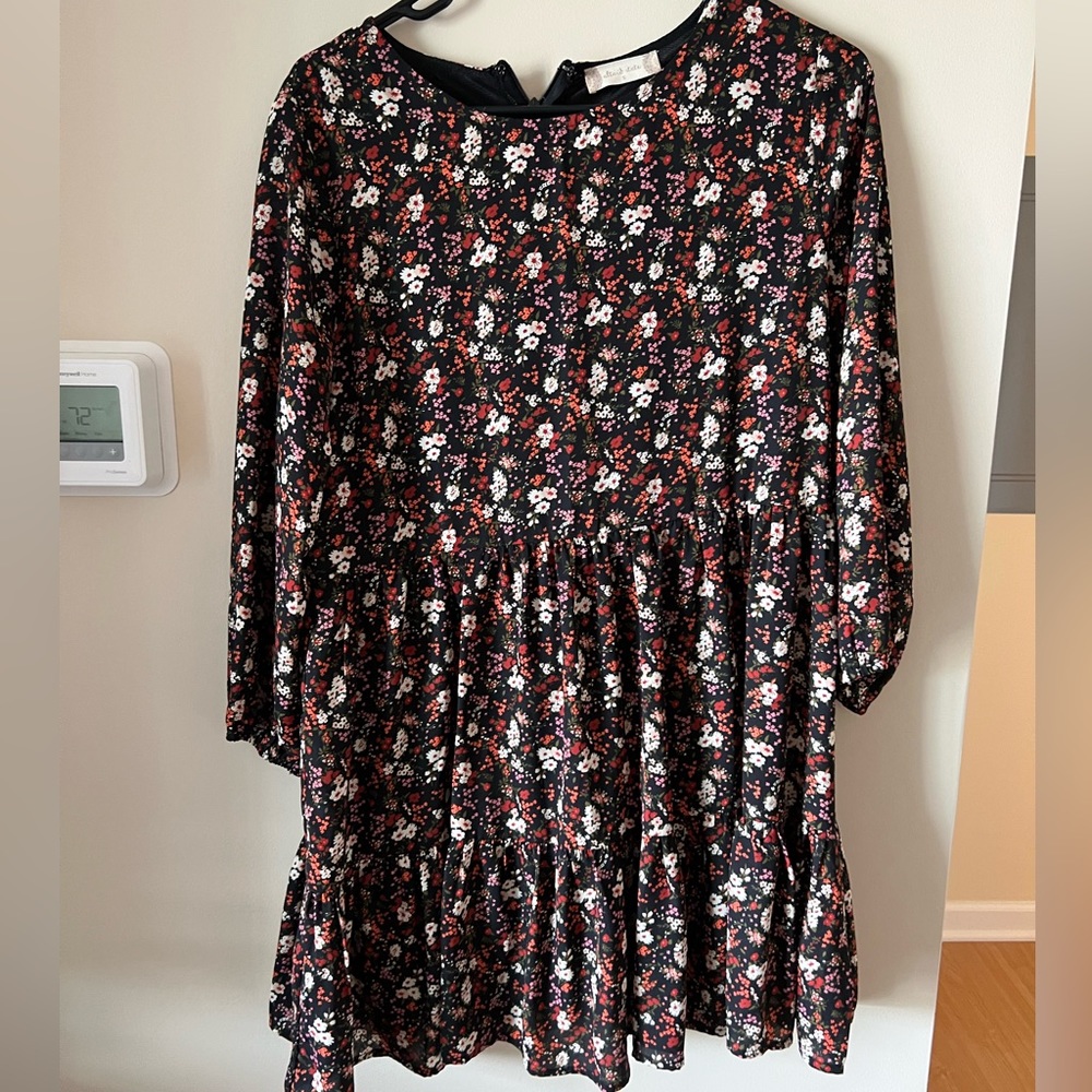 Womens Fall Dress! Size: Small